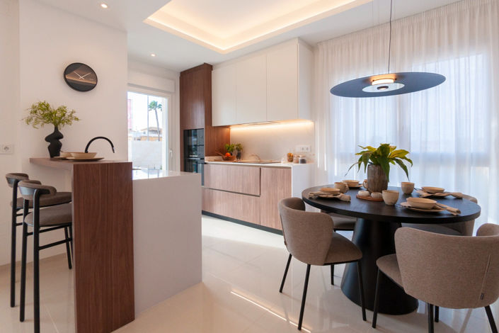 Image No.4-2 Bed Apartment for sale