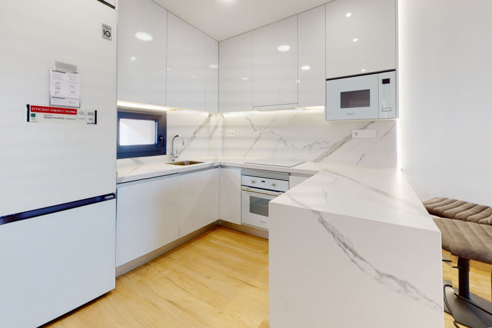 Image No.20-2 Bed Apartment for sale