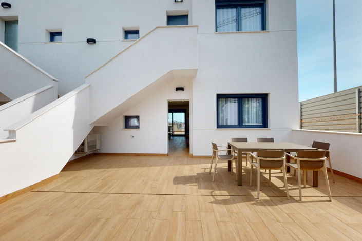 Image No.52-2 Bed Apartment for sale