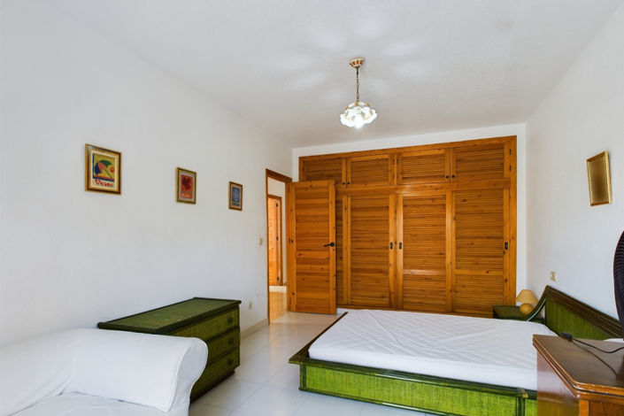 Image No.21-4 Bed Penthouse for sale