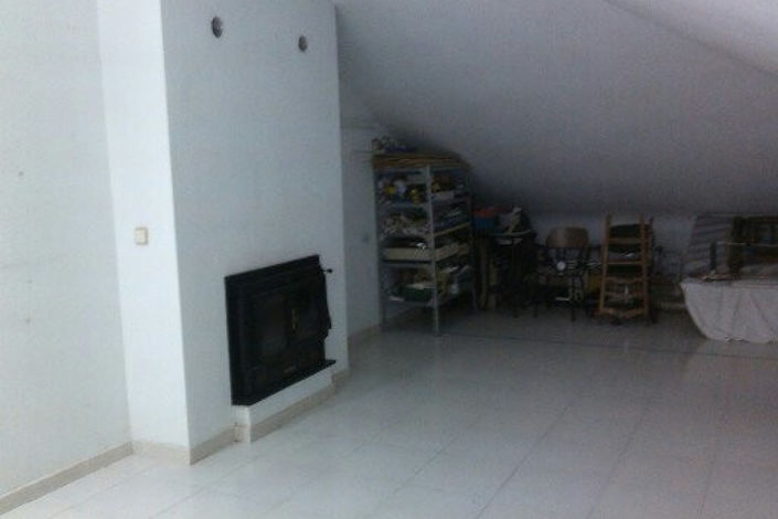 Image No.34-4 Bed Penthouse for sale