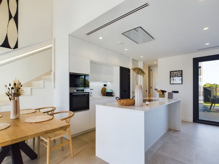 Image No.11-3 Bed Villa for sale