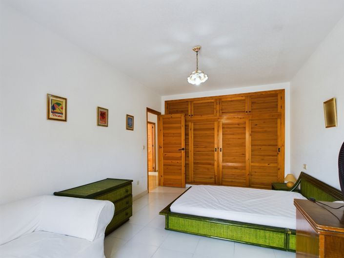 Image No.21-4 Bed Penthouse for sale