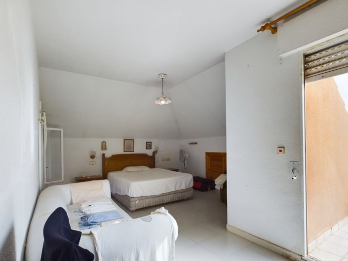 Image No.27-4 Bed Penthouse for sale