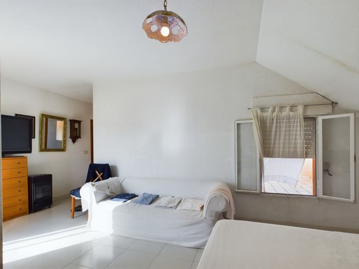 Image No.31-4 Bed Penthouse for sale