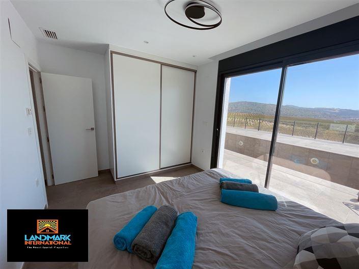 Image No.10-5 Bed Villa for sale