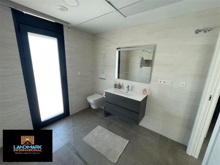 Image No.13-5 Bed Villa for sale