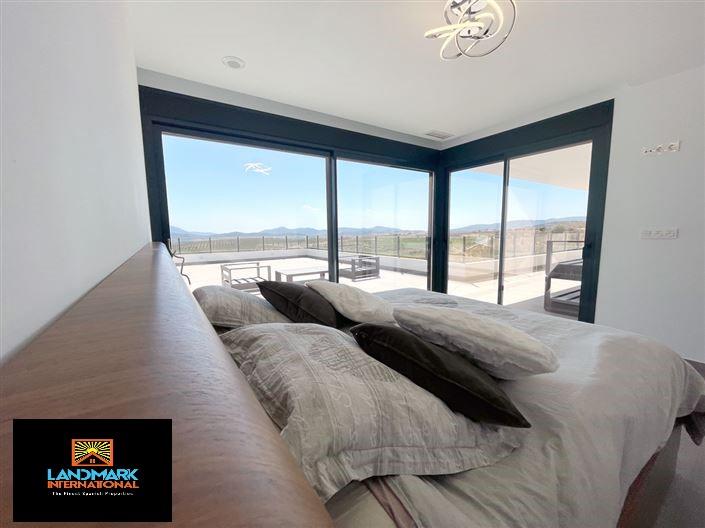 Image No.14-5 Bed Villa for sale