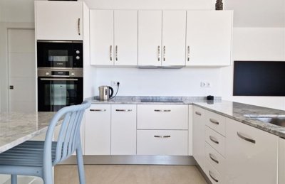 o1i5qh0u0r1b25gum1qqueom96e21