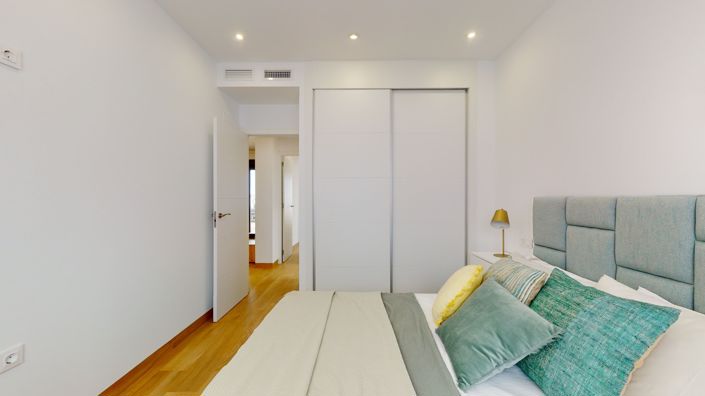 Image No.30-2 Bed Apartment for sale