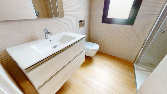 Image No.43-2 Bed Apartment for sale