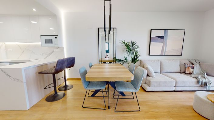 Image No.8-2 Bed Apartment for sale