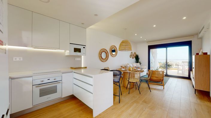 Image No.16-2 Bed Apartment for sale