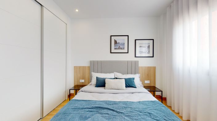 Image No.32-2 Bed Apartment for sale