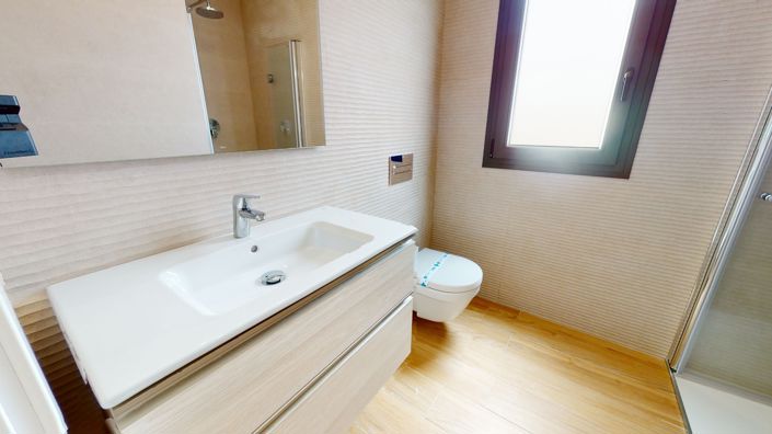 Image No.36-2 Bed Apartment for sale