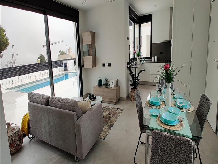 Image No.2-Villa de 5 chambres à vendre à Pinoso