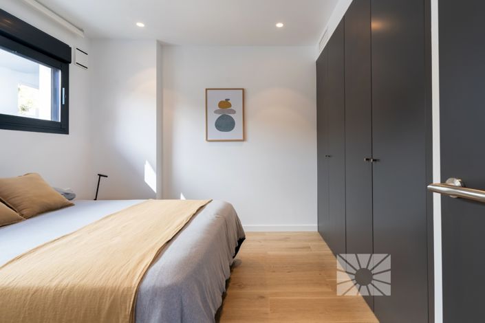 Image No.11-2 Bed Apartment for sale