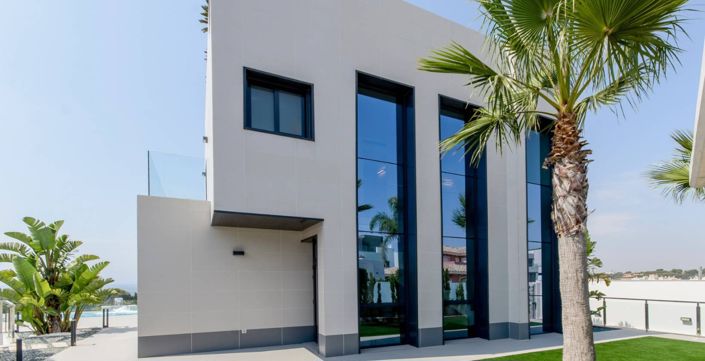 Image No.30-3 Bed Villa for sale