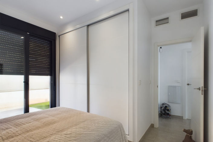 Image No.26-3 Bed Villa for sale