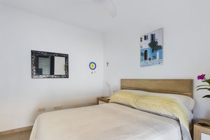 Image No.28-3 Bed Villa for sale