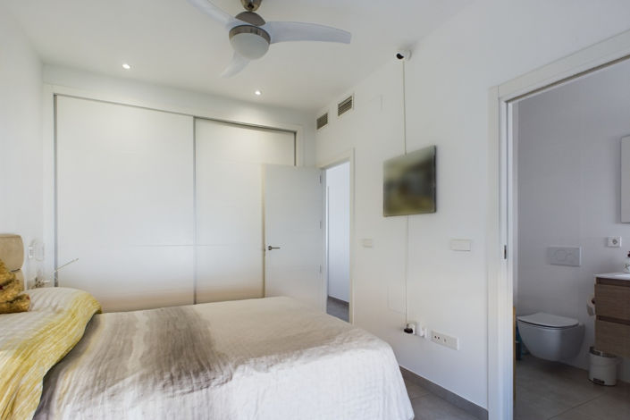 Image No.34-3 Bed Villa for sale