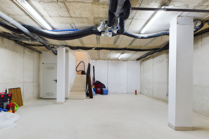 Image No.29-2 Bed Villa for sale