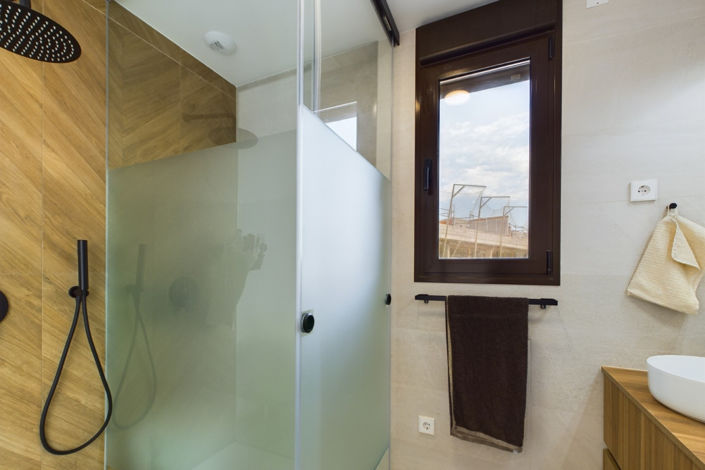 Image No.35-2 Bed Villa for sale