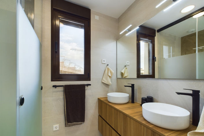 Image No.36-2 Bed Villa for sale