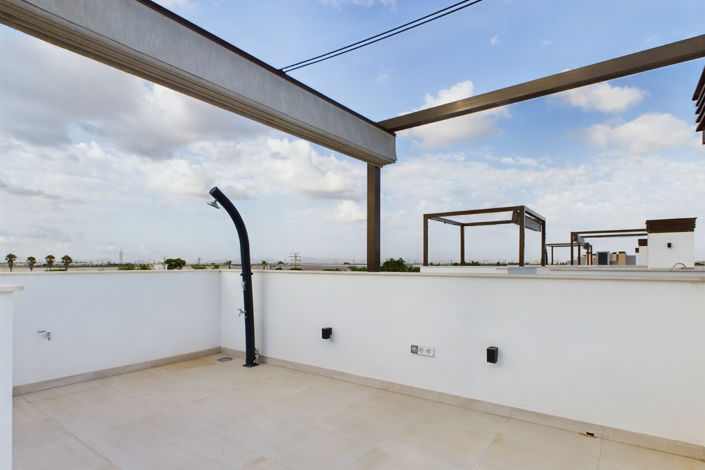 Image No.40-2 Bed Villa for sale