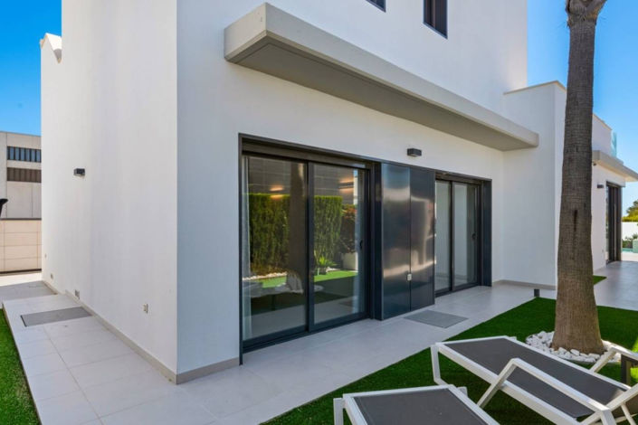 Image No.13-Villa de 4 chambres à vendre à Campoamor