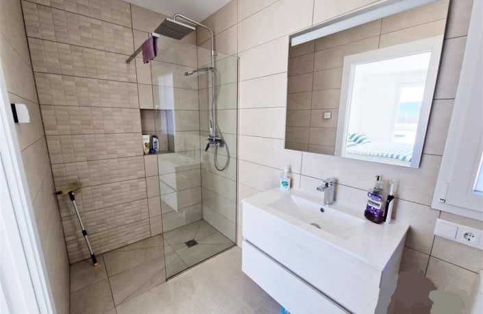 Image No.4-3 Bed Villa for sale