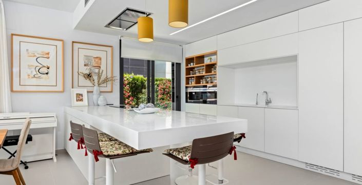 Image No.4-4 Bed Villa for sale