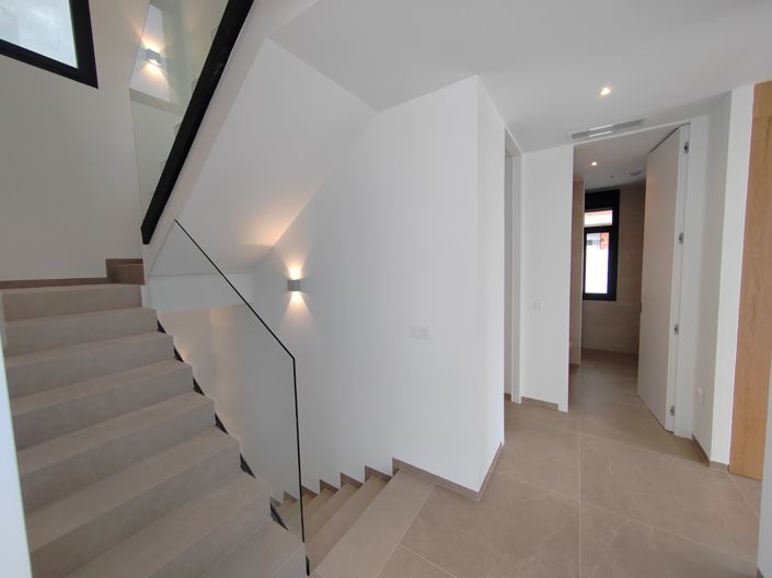 Image No.13-4 Bed Villa for sale