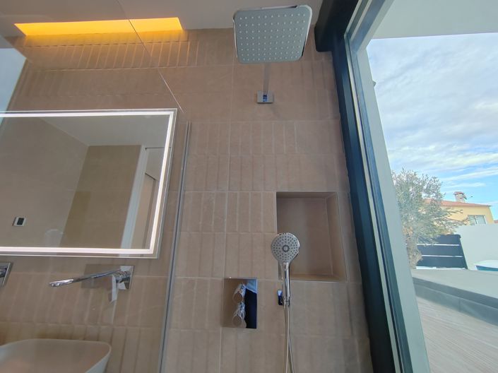 Image No.35-4 Bed Villa for sale