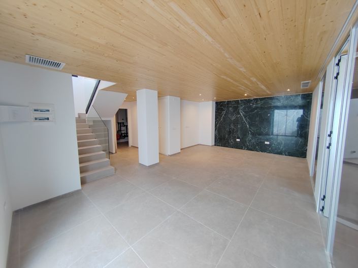 Image No.40-4 Bed Villa for sale