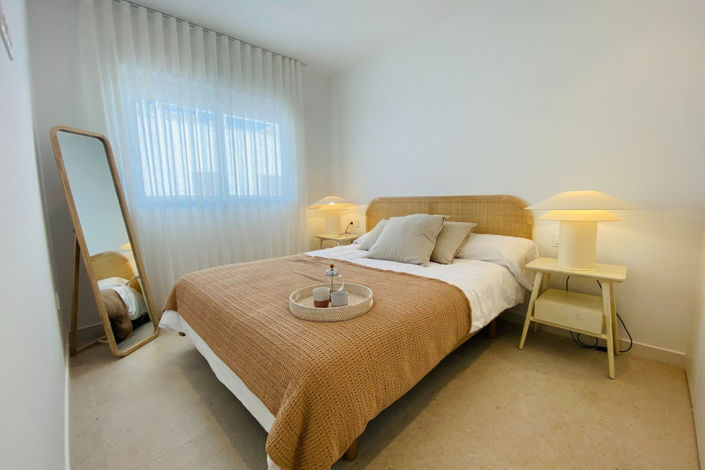 Image No.12-3 Bed Apartment for sale