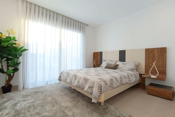 Image No.5-3 Bed Villa for sale