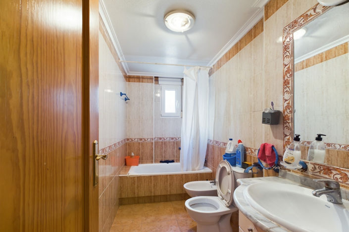 Image No.7-2 Bed Apartment for sale