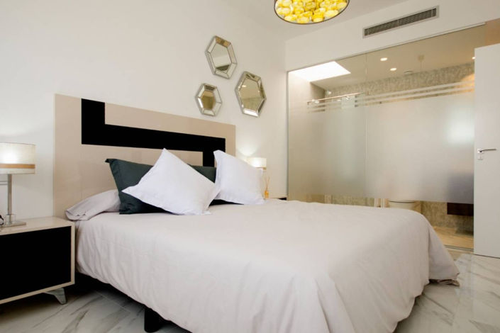 Image No.30-2 Bed Villa for sale