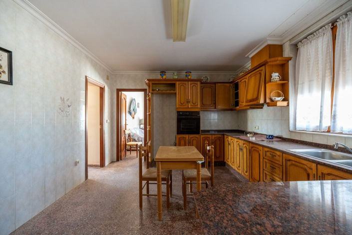 Image No.14-6 Bed Villa for sale