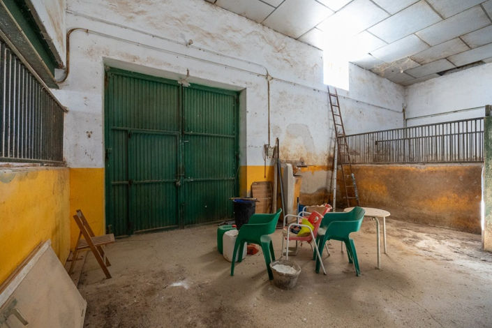 Image No.41-6 Bed Villa for sale