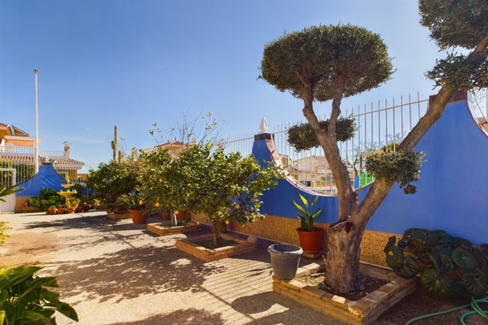 Image No.12-5 Bed Villa for sale