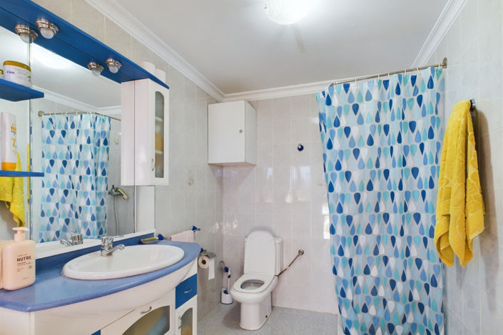 Image No.17-5 Bed Villa for sale