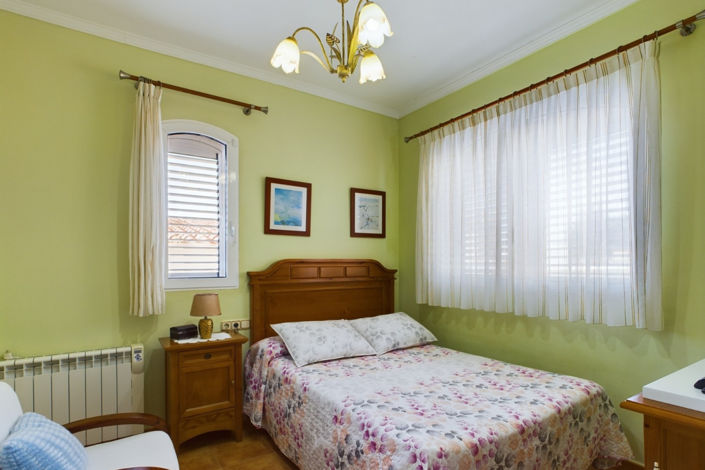 Image No.37-5 Bed Villa for sale