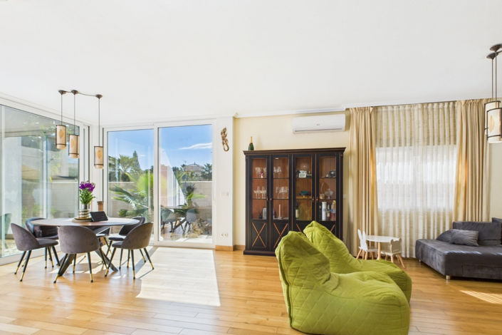 Image No.22-4 Bed Villa for sale