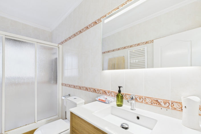 Image No.29-4 Bed Villa for sale