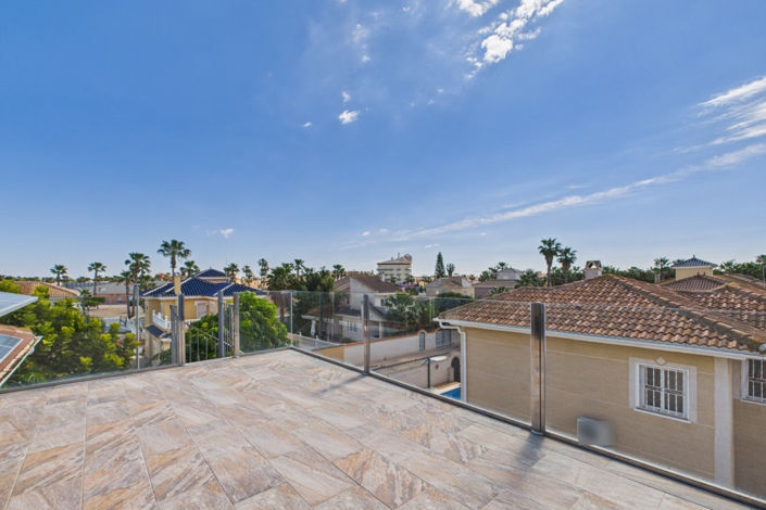 Image No.53-4 Bed Villa for sale