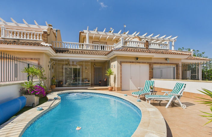 Image No.1-Villa de 3 chambres à vendre à Los Alcázares