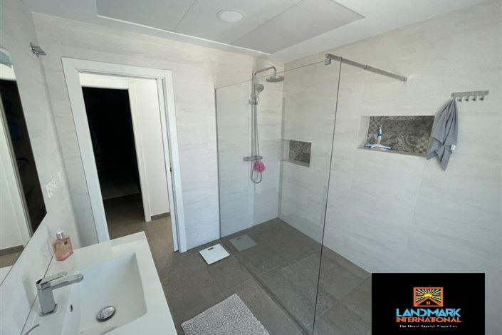 Image No.11-Villa de 5 chambres à vendre à Catral