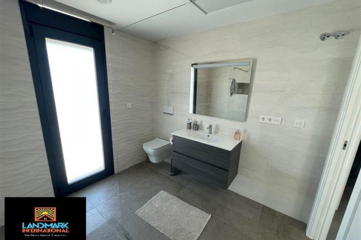 Image No.13-Villa de 5 chambres à vendre à Catral